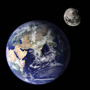 <p>Erde und Mond im richtigen Grössenverhältnis</p>
